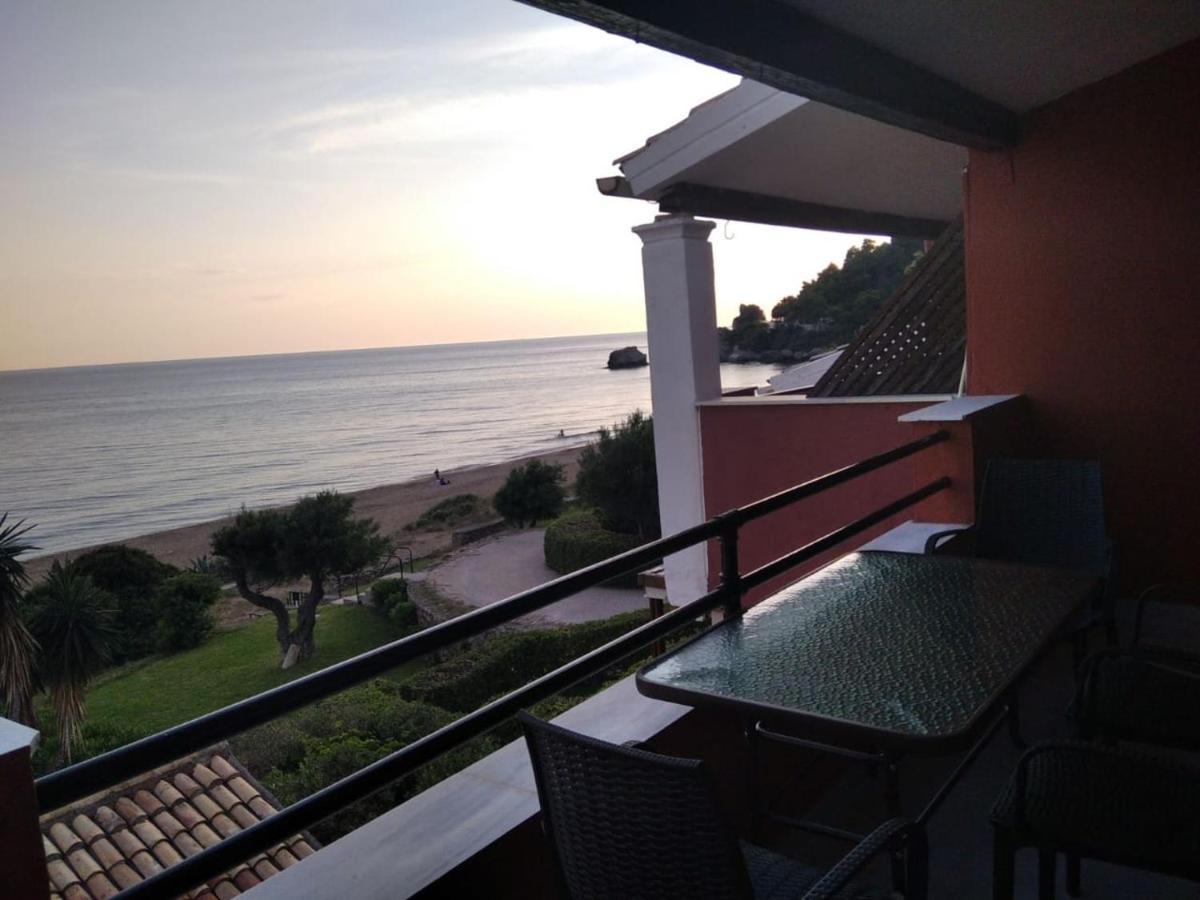 Corfu Glyfada Menigos Resort Home 72 ภายนอก รูปภาพ
