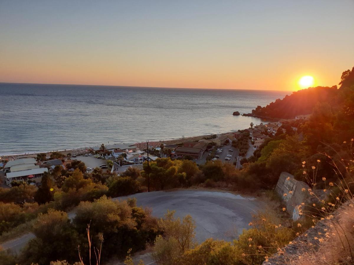 Corfu Glyfada Menigos Resort Home 72 ภายนอก รูปภาพ
